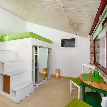 بيت ضيافة Hektorovic House 3*