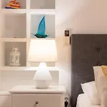 ゲストハウス Hektorovic House 3*
