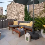 ゲストハウス Hektorovic House