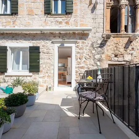 Hektorovic House Penzion 3*