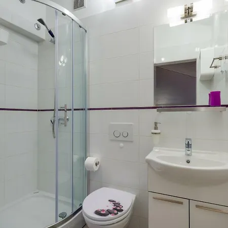 Hektorovic House هفار