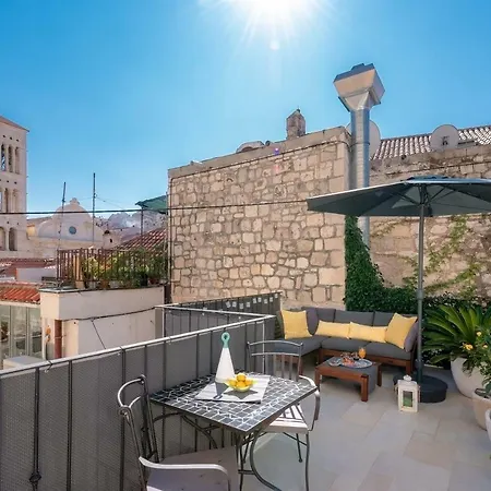 بيت ضيافة Hektorovic House